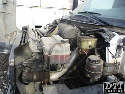 GMC 6.6 Valve Cover for a Chevrolet C4500