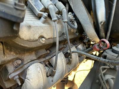 GMC 8.1 Valve Cover for a GMC C5500