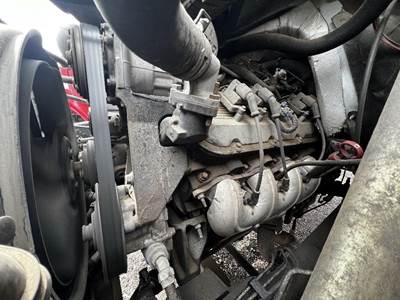 GMC 8.1 Valve Cover for a GMC C5500