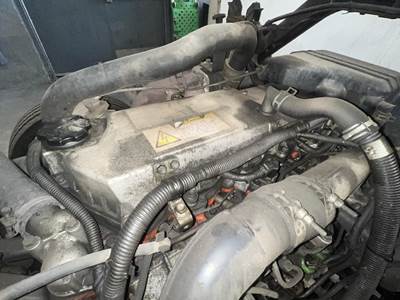 GMC WT5500 Valve Cover