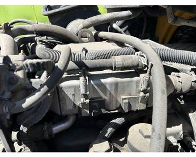 International 4300 Valve Cover