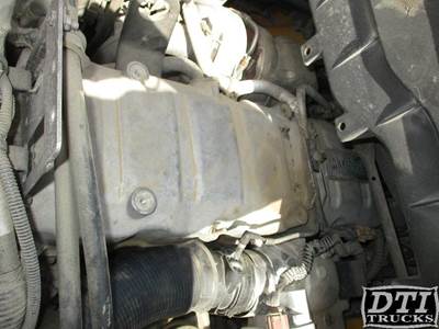 International MaxxForce DT Valve Cover for a International 4300