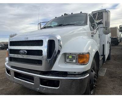 Ford F-750 Windshield Wiper Motor for a Ford F750