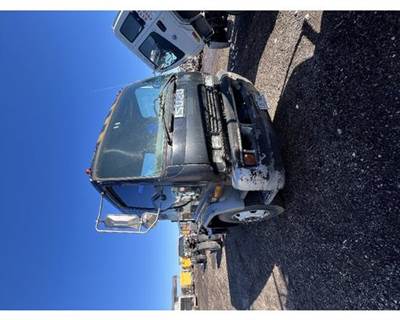 Isuzu FTR Windshield Wiper Motor