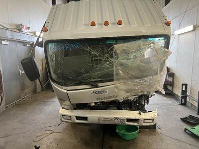 Isuzu NPR Windshield Wiper Motor