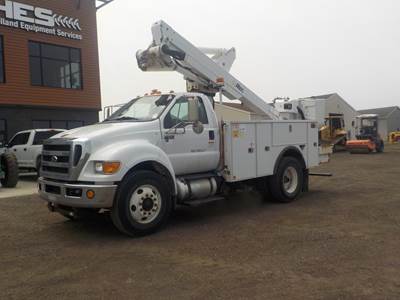 Ford F-650 XL Boom / Bucket Truck - 2013 Altec TA40 Aerial Lift, Automatic