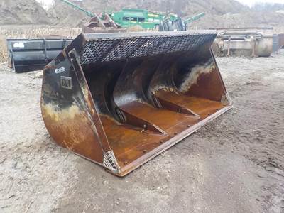 Caterpillar 108" IT28 - 924/928/930 Bucket