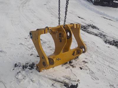 Caterpillar 938 QUICK COUPLER ISO Coupler