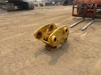 Caterpillar CAT 318/320 Quick Coupler