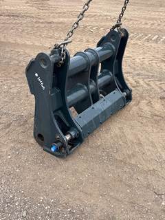 Hyundai HL940 Coupler