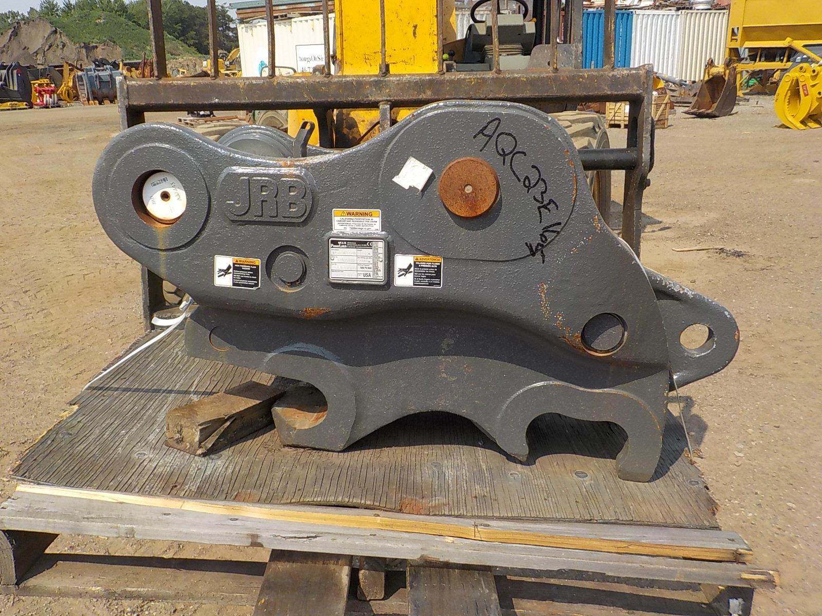 JRB Hyd quick coupler EC240 Coupler For Sale Holland, MI aqc23e165