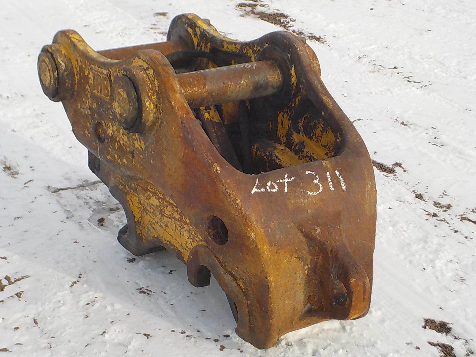 JRB PC400 Hydraulic Quick Coupler For Sale Holland, MI AQC21L33