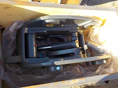 Miller Bug 200 210G 225 245G Hydraulic Quick Coupler