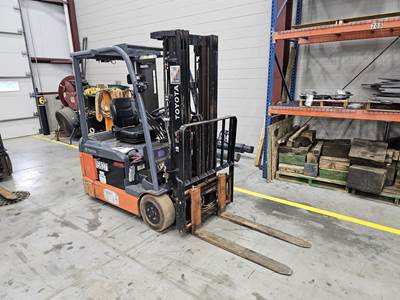 Toyota 8FBE20U Cushion Tire Forklift - 4000lb Capacity