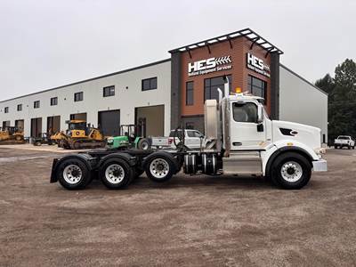 Peterbilt 567 Tri Axle Day Cab Truck - Cummins 565HP, 18 Speed Manual