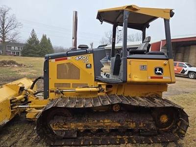 John Deere 450J Dozer