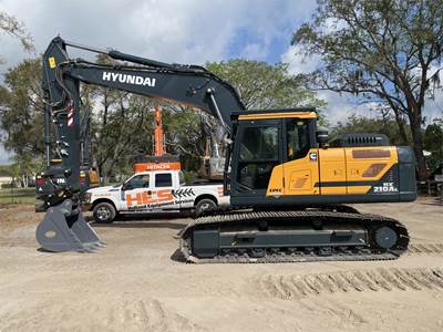 Hyundai HX210AL Excavator