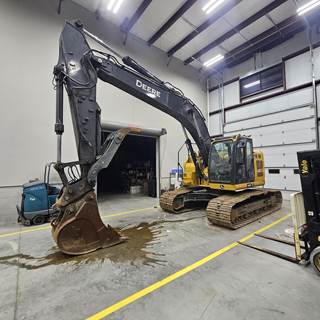 John Deere 245 P-TIER Excavator
