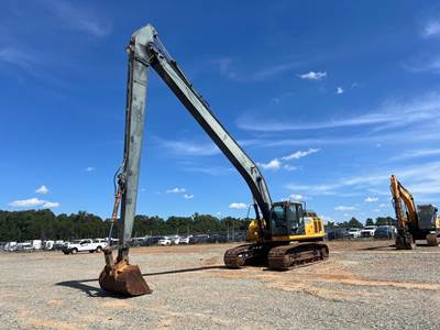 John Deere 300G LC Excavator
