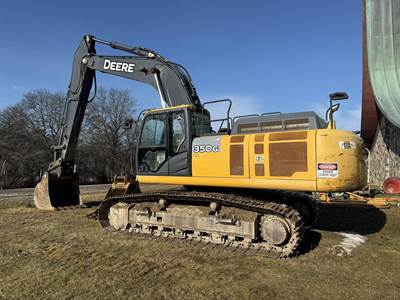John Deere 350G LC Excavator