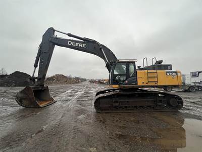 John Deere 470G LC Excavator