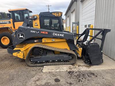 John Deere 335 P-TIER Forestry Mulcher