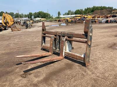 JRB 418 HOOKUP 108" X 58" LONG Fork