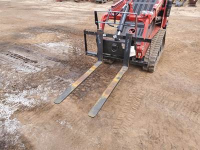 JRB 42" wide fork carriage Fork