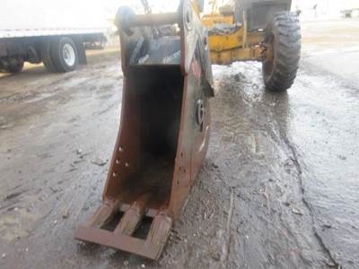 C&P 18''- HX160, HX180 Bucket