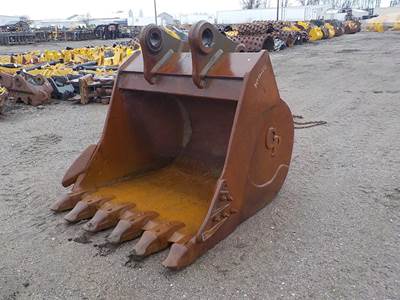 CP 60" 2 yard EC460 EC480 Bucket