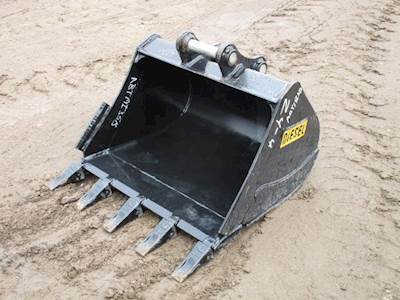 DIESEL EQUIPMENT 30" 35CL Bucket