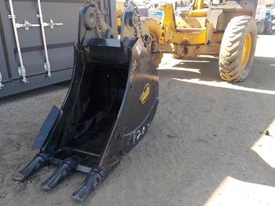 Geith 24" JD160,160 LC,EX150,EX160 LC Bucket