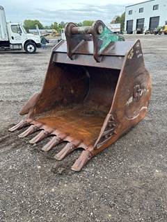 Geith 62" HX350 HX380 Bucket