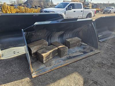 Hyundai 3 yard 102.5"BUCKET ISO HOOKUP L60 L70 L90 524 544 Bucket