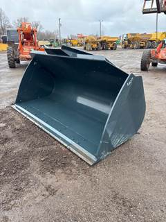 Hyundai 3 yard 102.5"BUCKET ISO HOOKUP L60 L70 L90 524 544 Bucket