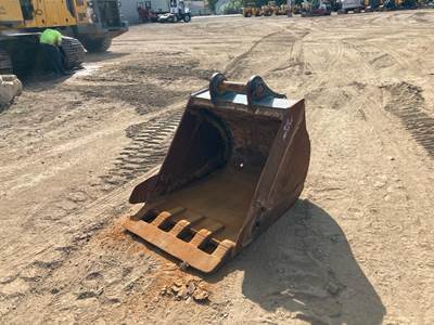 Hyundai 40" HYUNDAI BUCKET FOR HX145 Bucket