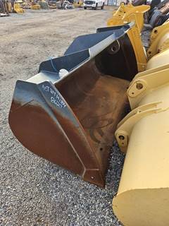 Hyundai 102" 3 YARD HL940A Bucket