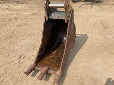 JRB 24" GP BUCKET FOR HX220 Bucket