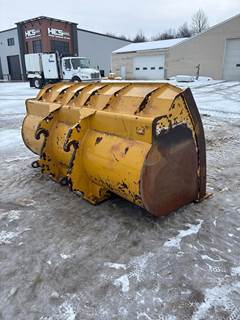 John Deere 114" wide JRB 416 Bucket