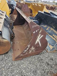 Pemberton 104" IT28 - 924/928/930 Bucket