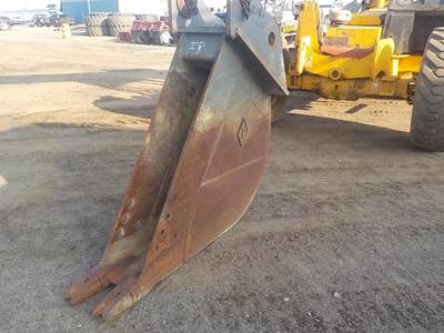 Pemberton 12'' JD/ HITACHI 160 180 Bucket