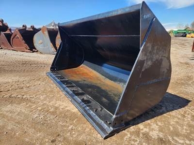 Rockland ZW250 4.8 YARD 122" WIDE Bucket