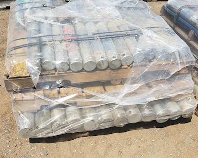 Strickland 100MM PINS 24 1/4 LONG Bucket