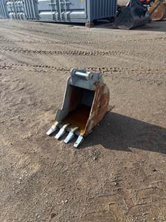 Strickland 18" ECR58 TB257 Bucket
