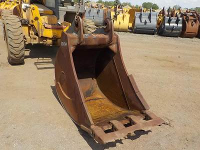 Strickland 36" 240 250 270 290 300 Bucket