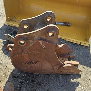 Tag 18" JD120 125 130 135 Bucket