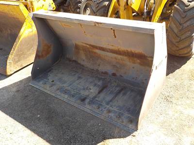 Volvo 1.25 YARD BUCKET FITS L20,L30,L35 Bucket