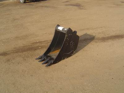 Wain-Roy 18" JD110 120 125 130 135 Bucket