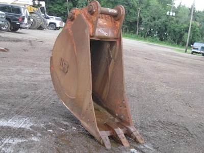 Werk-Brau 24" CX240 CX290 BUCKET Bucket