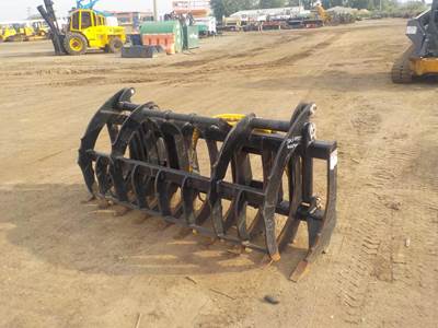 Caterpillar 73" Skid steer Bucket Grapple Bucket